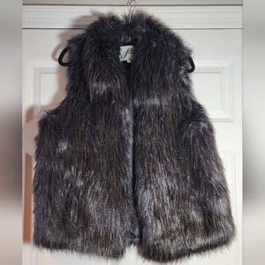 Faux Frenzi By Dena Black And Tan Faux Fur Vest L Has Minor Peeling In Pockets